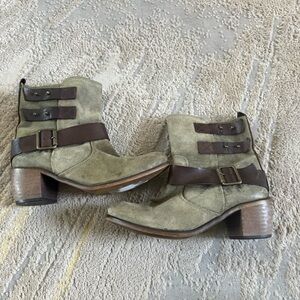 Sixty seven Baxter Suoil Olive Green suede belted ankle boots booties 37 / 6.5